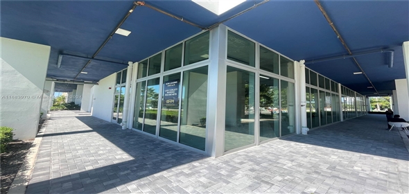 2820 NE 214th St # 5 Aventura Florida, 33180 | Commercial Office