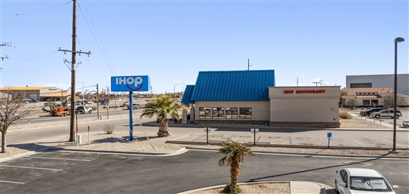 2529 S Canal St Carlsbad New Mexico, 88220 | Spectacular single-tenant IHOP in Carlsbad, New Mexico.