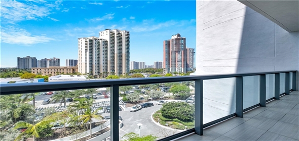 3300 NE 188 St. # 611 Aventura Florida, 33180 | Beautiful Condo