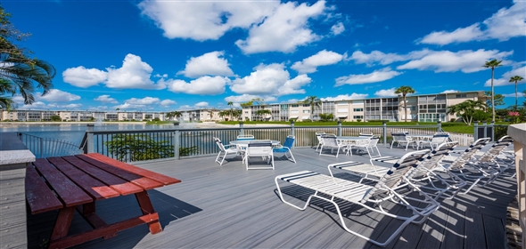 2687 N Garden 206 Drive Lake Worth Florida, 33461 | Beautiful Condo