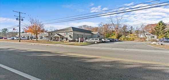 13 N Main St East Hampton Connecticut, 06424 | Exceptional 3-Unit Property with Expansion Potential