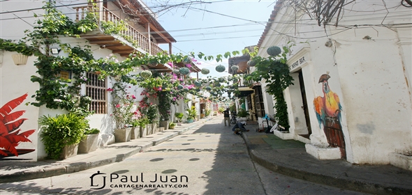 Callejon Ancho # 10B-52.  Bolivar, 130001 | Guest house