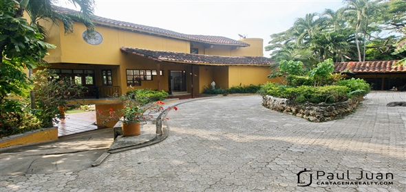 Torrecillas Subdivision, House # 15,Turbaco  Bolivar, 131001 | Beautiful country house