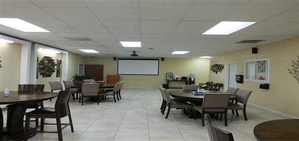 44143 20th St W Lancaster California, 93534 | Splendid Medical Office