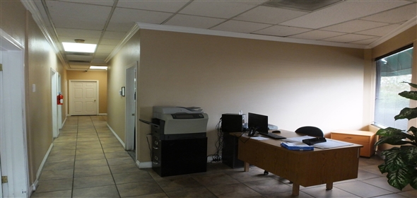 44143 20th St W Lancaster California, 93534 | Splendid Medical Office