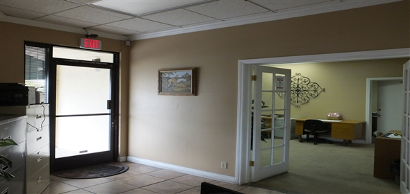 44143 20th St W Lancaster California, 93534 | Splendid Medical Office