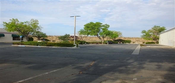 44143 20th St W Lancaster California, 93534 | Splendid Medical Office