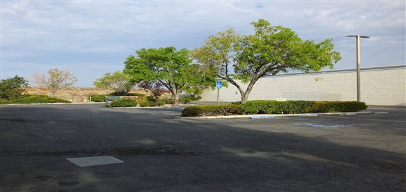 44143 20th St W Lancaster California, 93534 | Splendid Medical Office