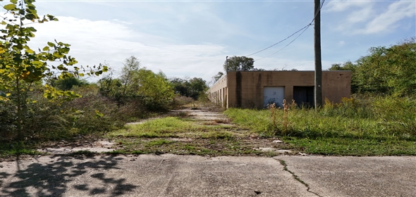 100 Martinez Dr, Monroe Louisiana, 71203 | Exclusive Warehouse for Sale