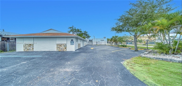 North Miami Beach North Miami Beach Florida, 33162 | Office Space