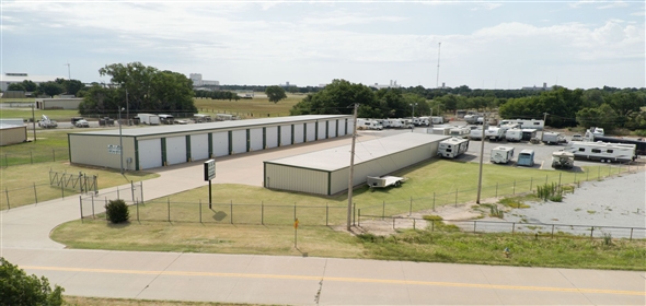 3921 N. Van Buren Bypass Enid Oklahoma, 73701 | AA North 81 Storage