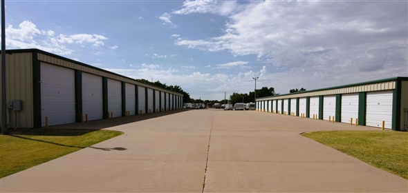 3921 N. Van Buren Bypass Enid Oklahoma, 73701 | AA North 81 Storage