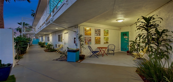 2525 N. Palm Canyon Drive Palm Springs California, 92262 | Inn at Palm Springs