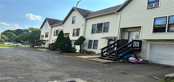 95 Lenox Street #Apt L E Haven Connecticut, 06513 | Spectacular Condo/Townhouse