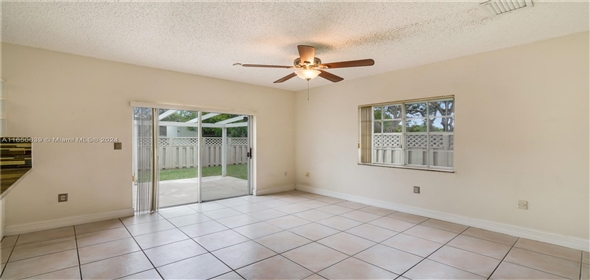 12280 SW 148th Ter # 12280 Crossings Florida, 33186 | Beautiful Townhouse