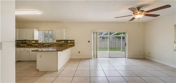 12280 SW 148th Ter # 12280 Crossings Florida, 33186 | Beautiful Townhouse