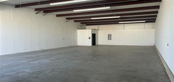 11975 Cleveland Gibbs Rd #108 Roanoke Texas, 76262 | Industrial Flex For Lease: 11975 Cleveland Gibbs Rd Suite 108, Roanoke