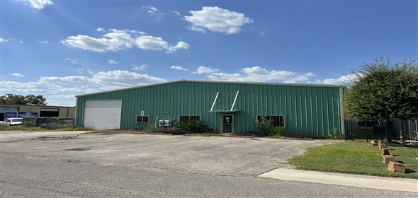 713 Nebraska St South Houston Texas, 77587 | Splendid Industrial Building