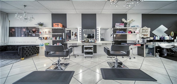 HIALEAH Hialeah Florida, 33012 | Beauty Salon