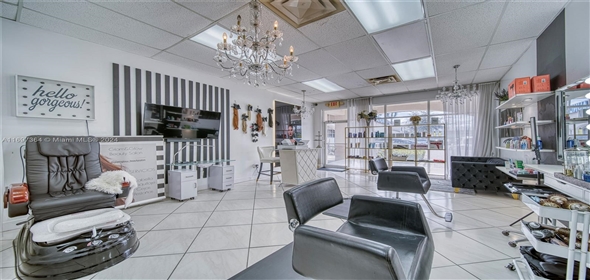 HIALEAH Hialeah Florida, 33012 | Beauty Salon