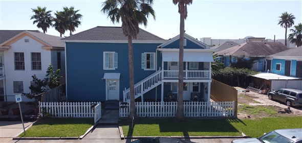 1623 Ave N 1/2, Galveston Texas, 77550 | Income Prop Near Beach