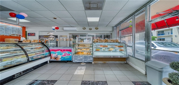 HIALEAH Hialeah Florida, 33010 | Beautiful Bakery