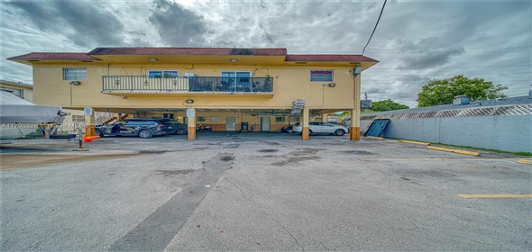 HIALEAH Hialeah Florida, 33012 | Beautiful Cafeteria and Bar