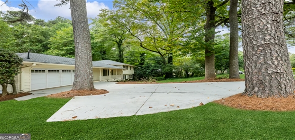 4384 Huntington Circle Atlanta Georgia, 30338 | Spectacular single family home