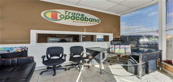 612 N Dixie Hwy Hollywood Florida, 33020 | Great free standing Building