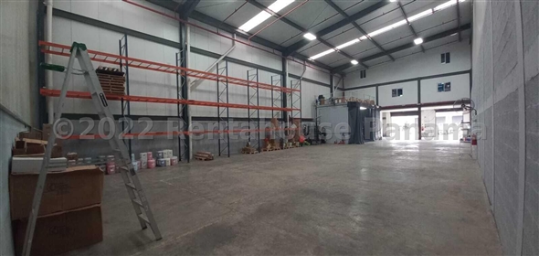 Dos Caminos Avenida Vía 24 de diciembre Mañanitas 9 Tocumen Panamá Province,  | Warehouse for sale