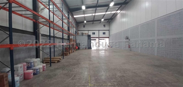 Dos Caminos Avenida Vía 24 de diciembre Mañanitas 9 Tocumen Panamá Province,  | Warehouse for sale