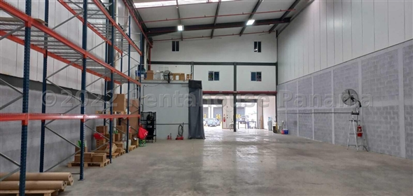 Dos Caminos Avenida Vía 24 de diciembre Mañanitas 9 Tocumen Panamá Province,  | Warehouse for sale