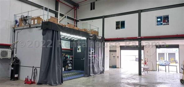 Dos Caminos Avenida Vía 24 de diciembre Mañanitas 9 Tocumen Panamá Province,  | Warehouse for sale