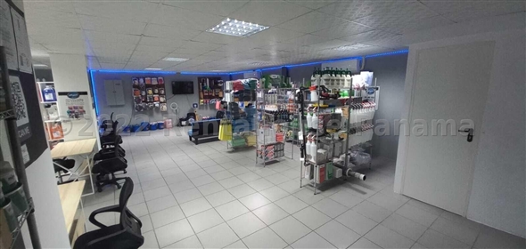 Dos Caminos Avenida Vía 24 de diciembre Mañanitas 9 Tocumen Panamá Province,  | Warehouse for sale