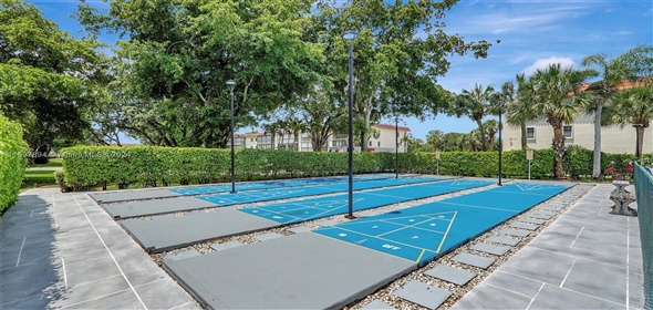 111 S Hollybrook Dr # 208 Pembroke Pines Florida, 33025 | Spectacular Condo/Co-Op/Villa/Townhouse