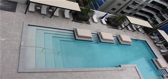 1010 SW 2nd Ave # 810 Miami Florida, 33130 | Beautiful Condo