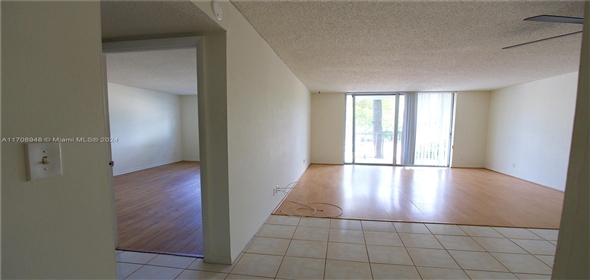 500 Executive Center Dr # 2L West Palm Bch Florida, 33401 | Townhouse/Sale