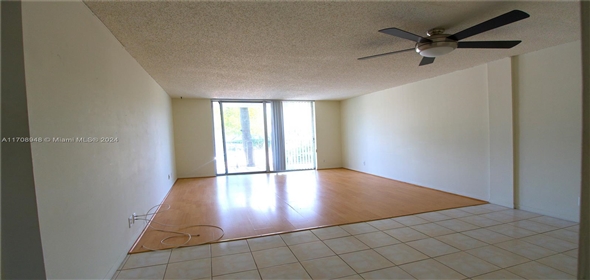 500 Executive Center Dr # 2L West Palm Bch Florida, 33401 | Townhouse/Sale