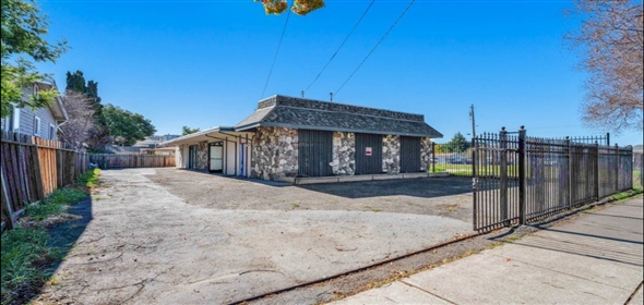 1711-1715 B Street. Hayward California, 94541 | Comercial/Sale/Medical Office