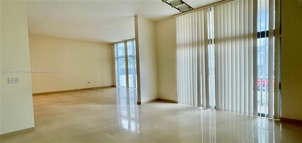 140 S Dixie Hwy # TH103 Hollywood Florida, 33020 | Beautiful Condo