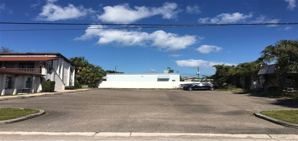 1250 Rogers St Clearwater Florida, 33756 | 11% CAP RATE MEDICAL / PROFESSIONAL OFFICE 12 UNIT CENTER