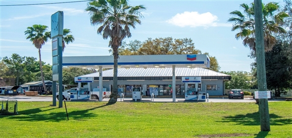 7960 Wire Rd Zephyrhills Florida, 33540 | 7.5% CAP RATE! NEW CHEVRON STATION FOR SALE! (20-YEAR PURE NNN LEASE)