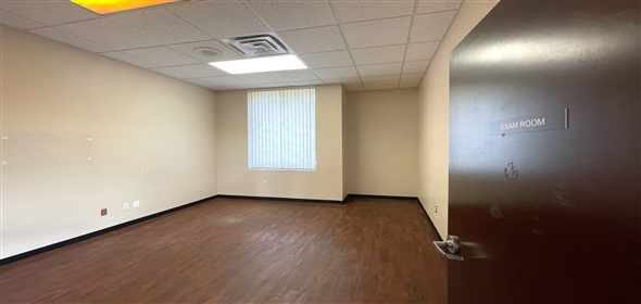 12233 N Florida Ave Tampa Florida, 33612 | Tampa Retail-Office Building/ Former Bank Building