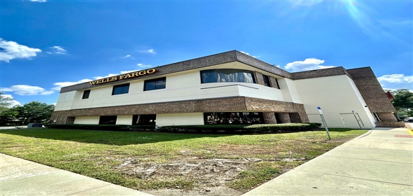 12233 N Florida Ave Tampa Florida, 33612 | Tampa Retail-Office Building/ Former Bank Building