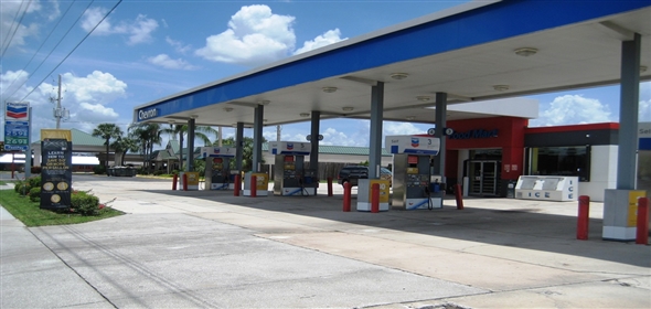 1200 3rd St SW Winter Haven Florida, 33880 | (SELLER FINANCING AVAILABLE)- WINTER HAVEN GAS STATION FOR SALE! (OWNER/USER)