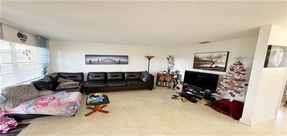 5180 NE 6th Ave # 622 Oakland Park Florida, 33334 | Beautiful town house