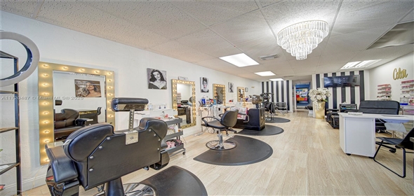 MIAMI Miami Florida, 33165 | Beauty Salon