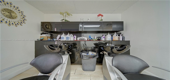 MIAMI Miami Florida, 33165 | Beauty Salon