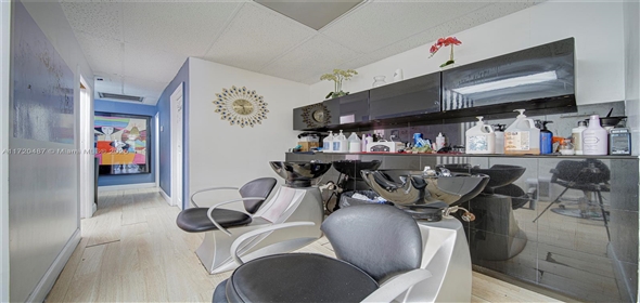 MIAMI Miami Florida, 33165 | Beauty Salon