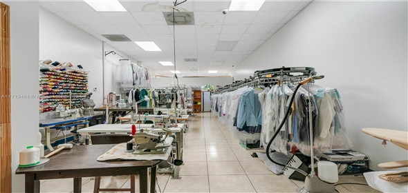 MIAMI Miami Florida, 33196 | beautiful dry clean and alteration